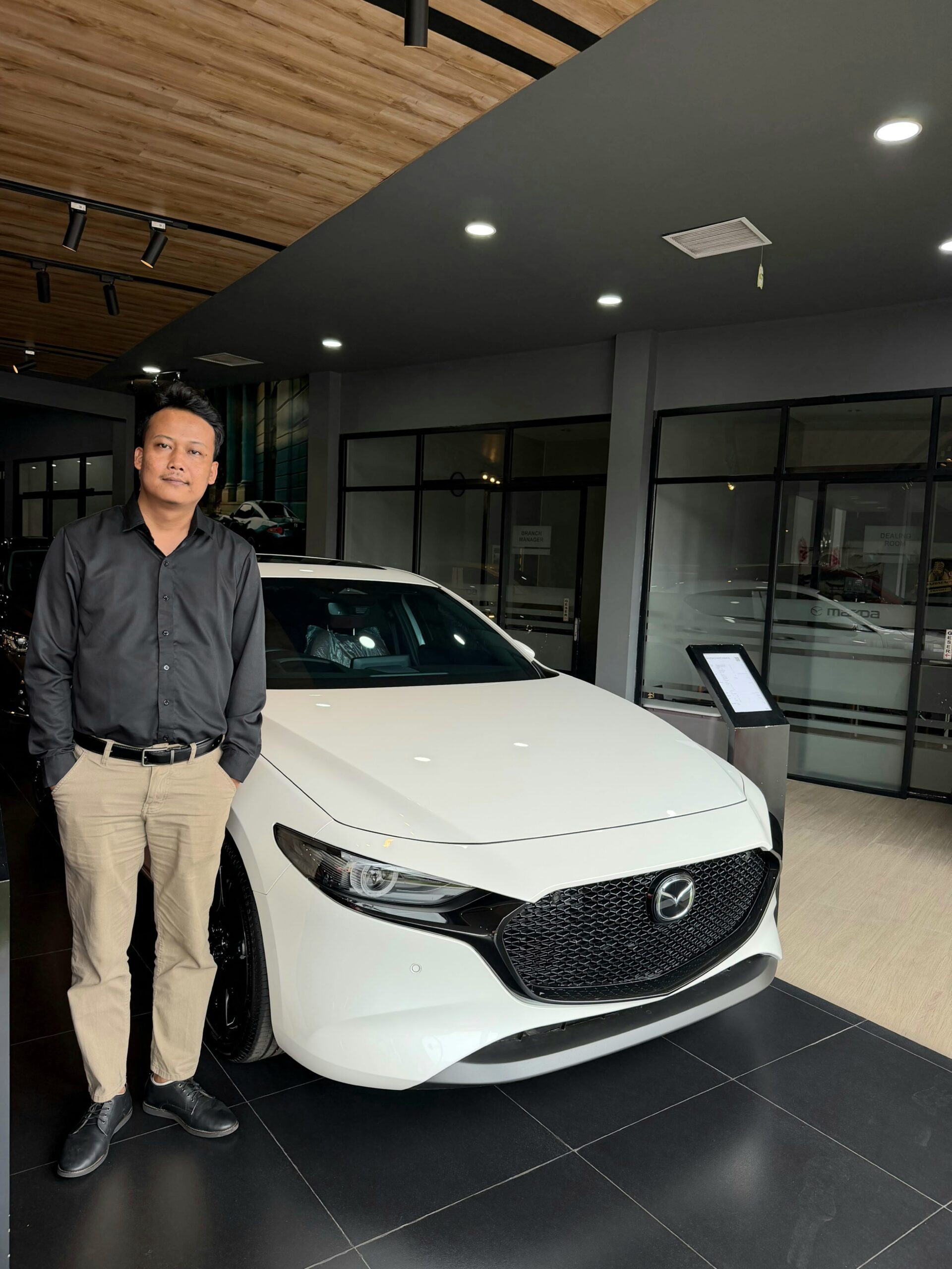 Febri - Sales Executive